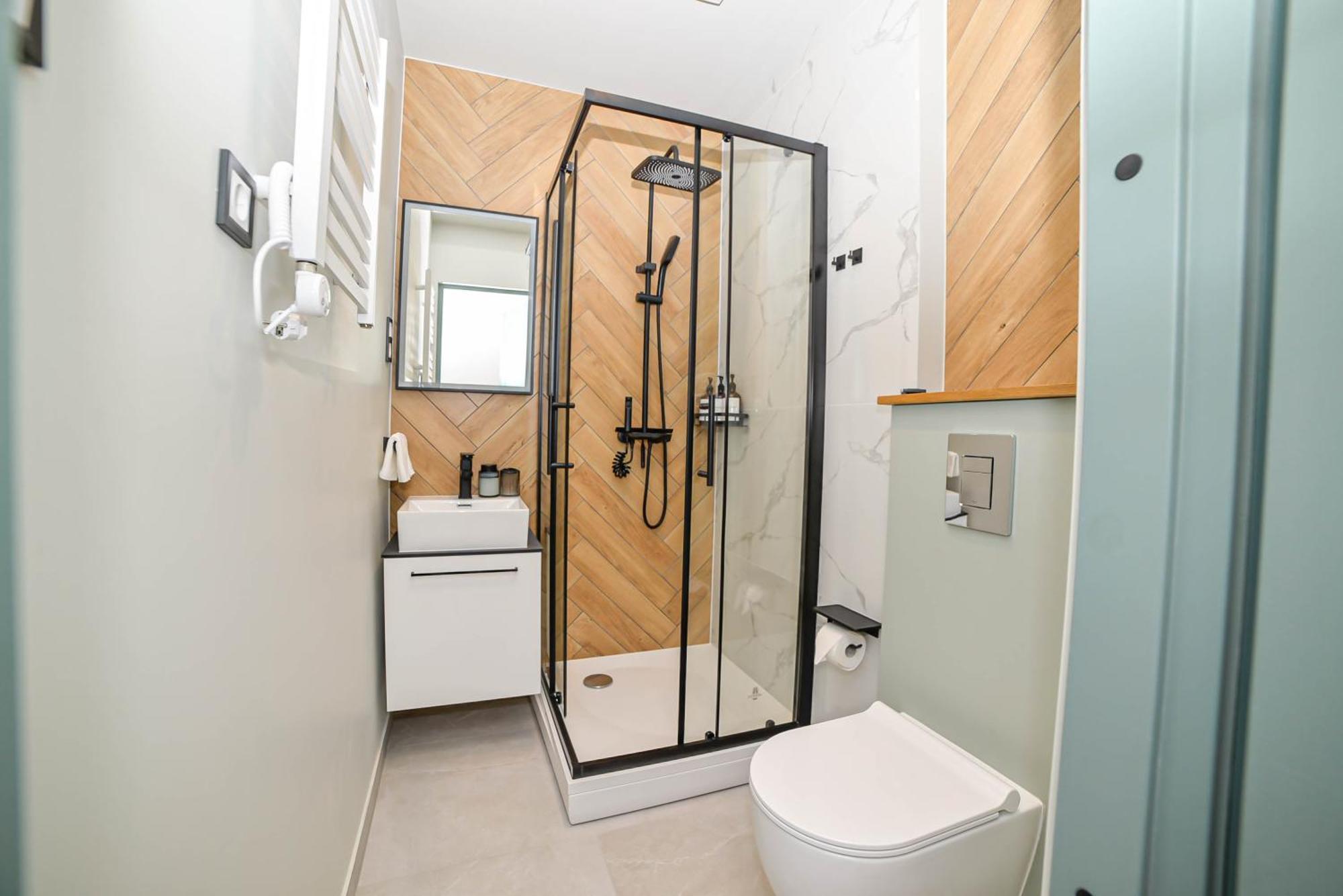 Homly Nook *